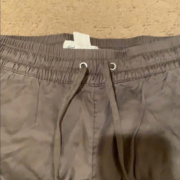 pants - Picture 3 of 5